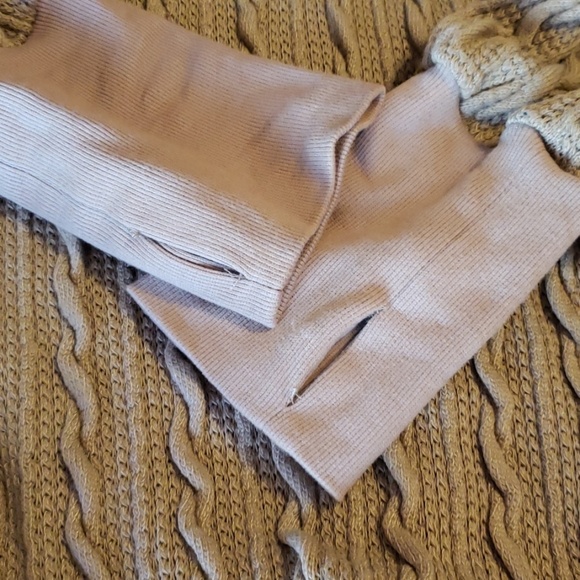 Suzanne Bitro Tunic Sweater - Picture 3 of 3